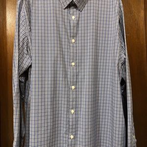 Untuckit Shirt